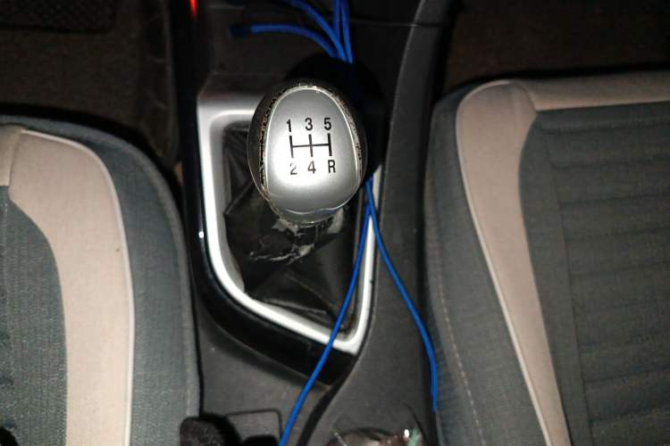 Used Changan Alsvin V7 2015 1.6L Manual Enjoyment Model China IV Standard