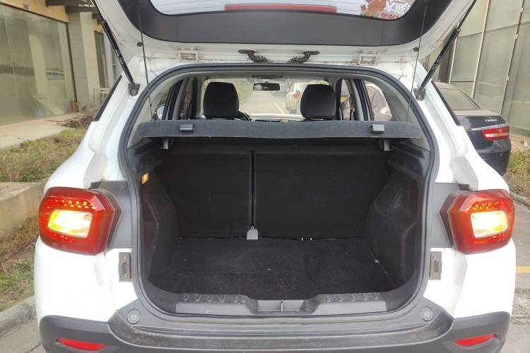 Used Brilliance V3 2016 1.5L Manual Comfort Model