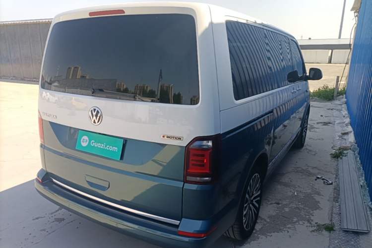 Used Volkswagen Multivan 2018 2.0 TSI Four-Wheel Drive Comfort Edition 7-Seater Rear Right 45 Deg