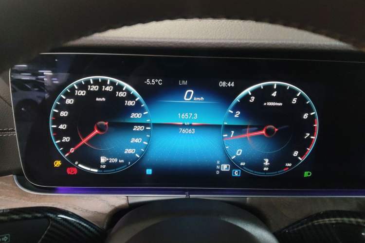 Used Mercedes-Benz E-Class 2022 Second Facelift E 300 L Fashion Edition
