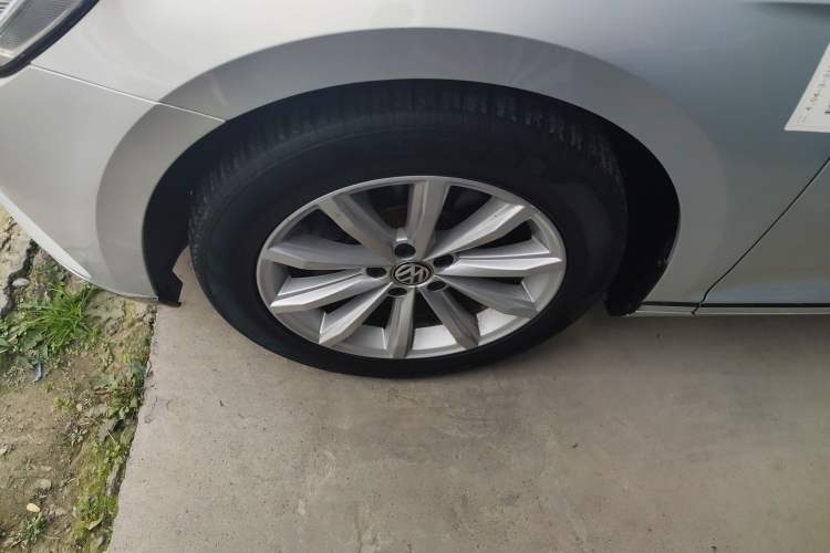 Used Volkswagen Magotan 2018 330TSI DSG Advanced Model
