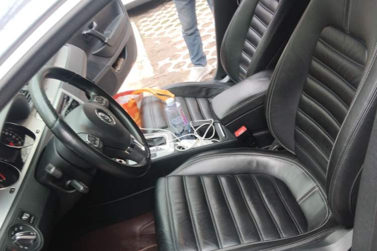 Used Volkswagen FAW-Volkswagen CC 2011 1.8 TSI Prestige Model Left Front Seat