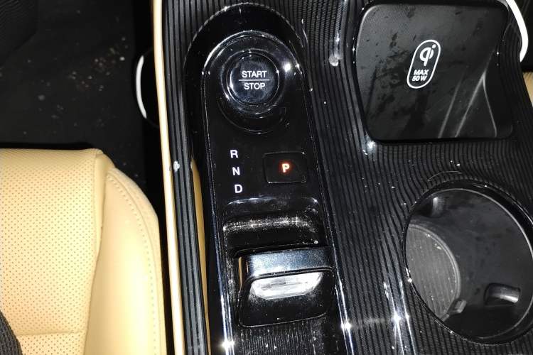 Used GAC Trumpchi E8 New Energy 2024 150km MAX+ Gear Lever