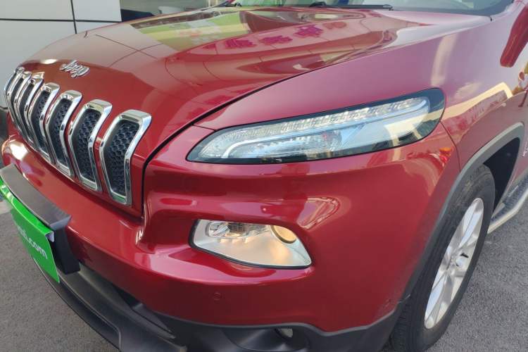 Used Jeep Cherokee 2016 2.4L Leading Smart Version