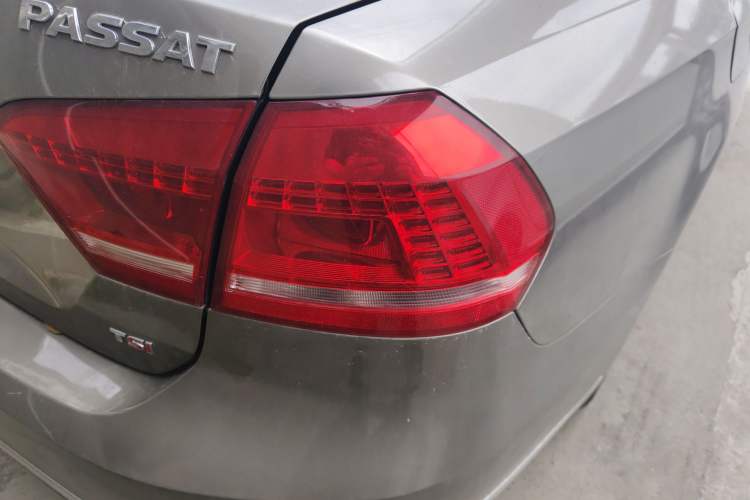 Used Volkswagen Passat 2014 1.8TSI DSG Prestige Edition Right Rear Taillight