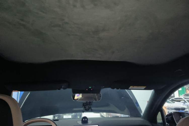 Used Nio EC6 2024 75 kWh Headliner