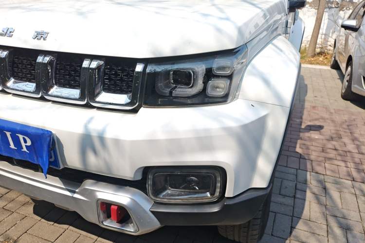 Used BAIC Off-Road BJ40 2019 2.3T Automatic Four-Wheel Drive Urban Hunter Edition Premium Model China VI Emission Standard