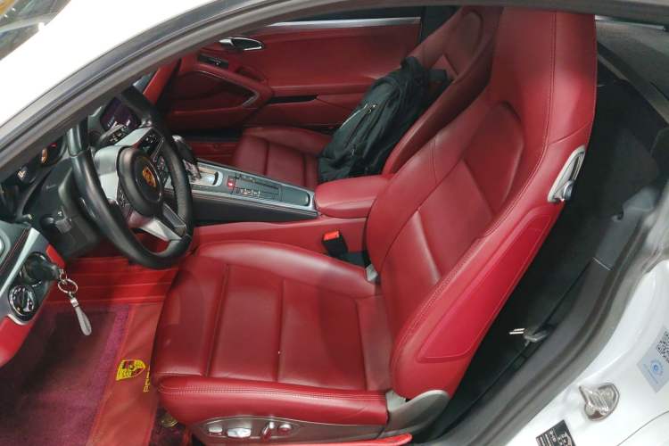 Used Porsche 718 2016 Cayman 2.0T