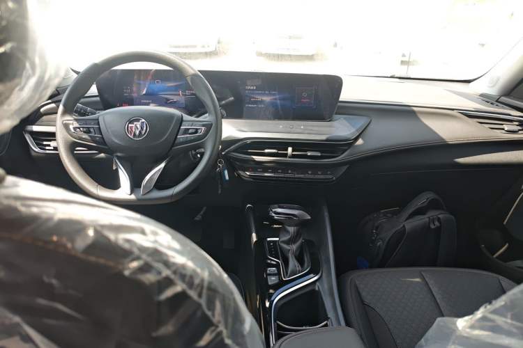 Used Buick Verano 2023 Pro Enjoyment Edition Center Console