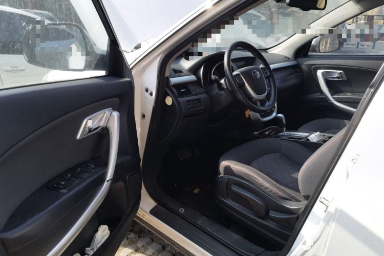 Used Bestune X80 2013 2.0L automatic comfort version
