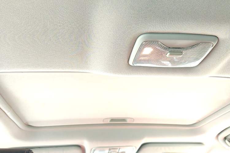 Used CHANGAN CS35 2012 1.6L Automatic Luxury Version China IV Standard Headliner