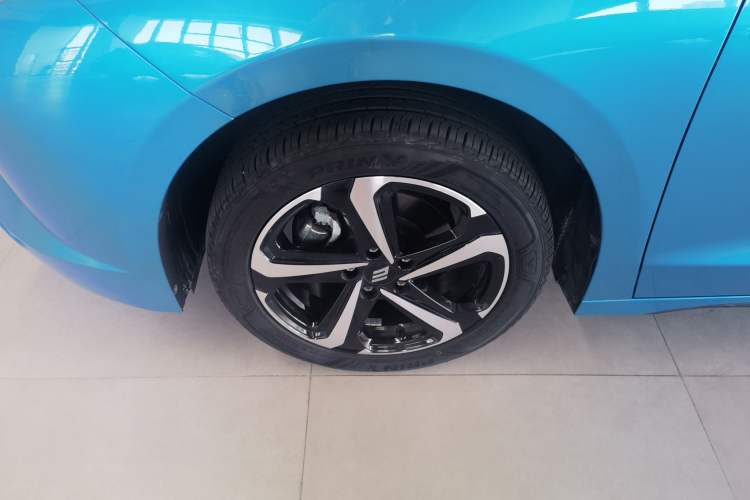 Used JMEV GSE 2023 Dream Edition 40 Standard Model
