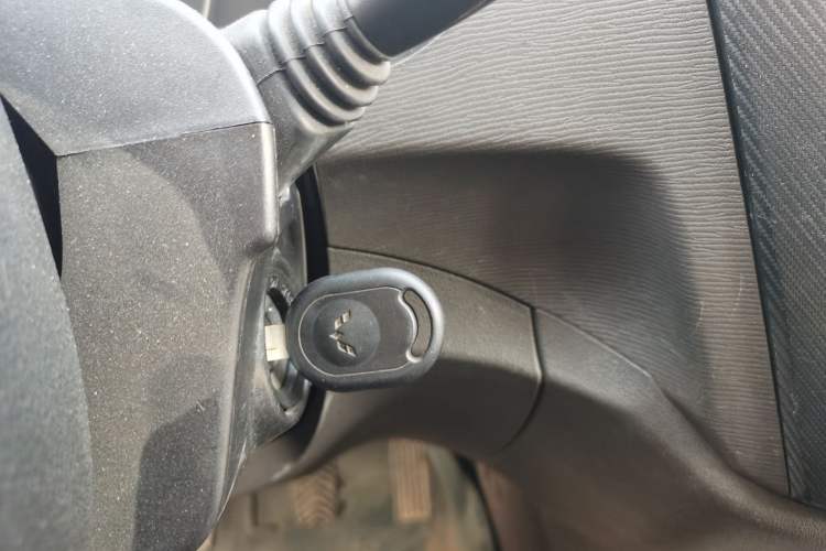 Used Wuling Hongguang 2020 1.2L S Base Model China VI LSI Vehicle Key