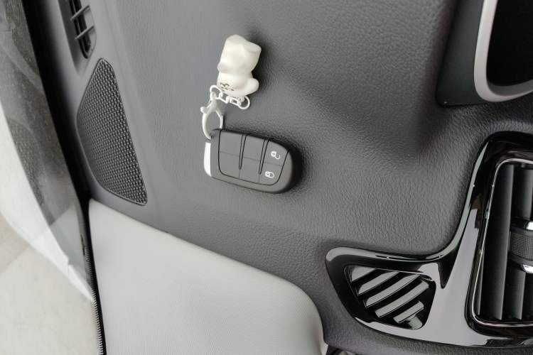 Used Jeep Compass 2020 220T Automatic Elite Edition
