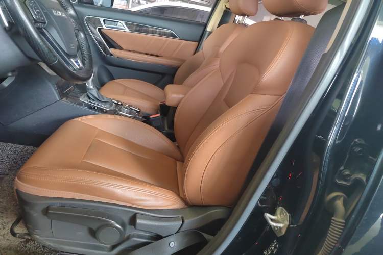 Used Haval H6 Coupe 2016 Blue Label 1.5T Automatic Two-Wheel Drive Urban Model
