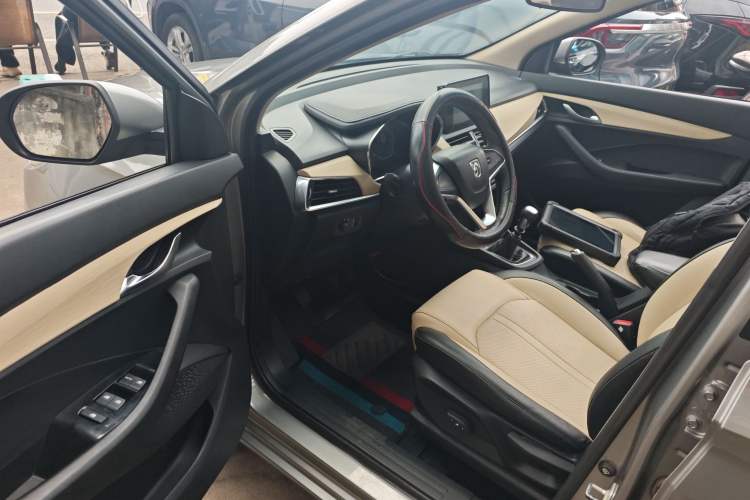 Used Baojun 360 2018 1.5L Manual Luxury Edition China V
