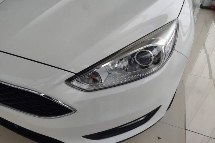 Used Ford Focus 2018 Hatchback Classic 1.6L Automatic Trendy SmartDrive Edition