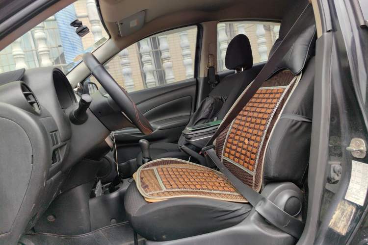 Used Nissan Sunny 2015 1.5XE Manual Comfort Edition Left Front Seat