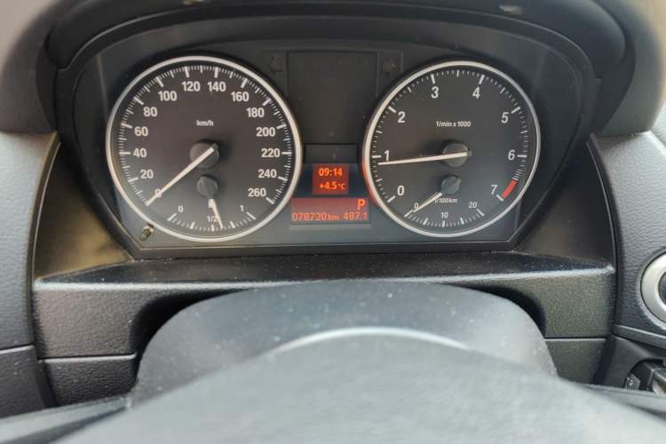 Used BMW X1 2012 sDrive18i Fashion Model
