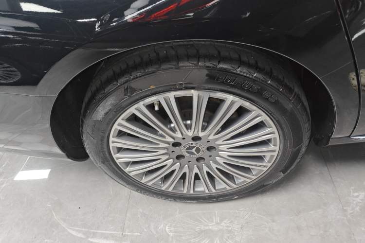 Used Mercedes-Benz E-Class 2023 E 300 L Luxury Model
