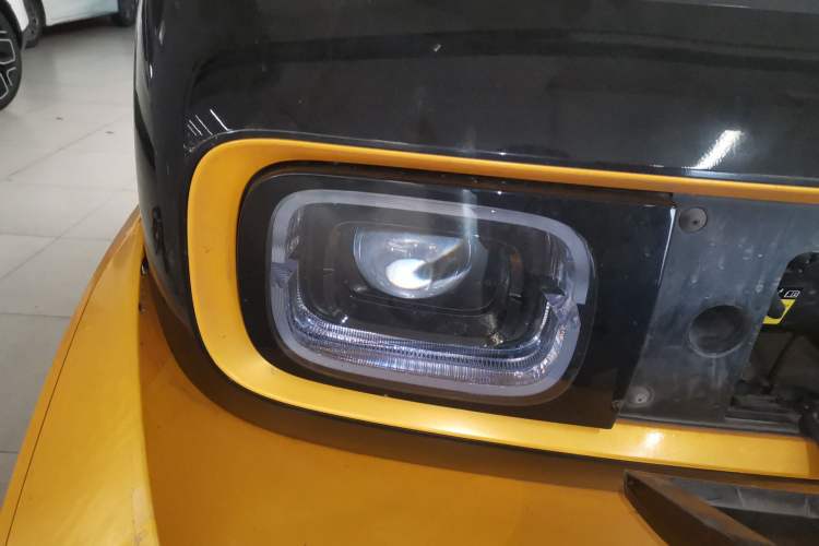 Used Baojun E300 2020 Plus Starry Intelligence Edition Right Front Headlight