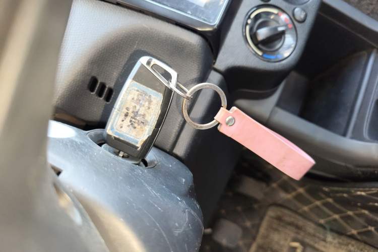 Used Suzuki Swift 2014 1.3L Manual Standard Edition