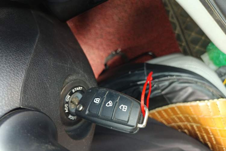 Used JAC Refine M5 2021 2.0T Diesel Manual Transmission China VI Standard