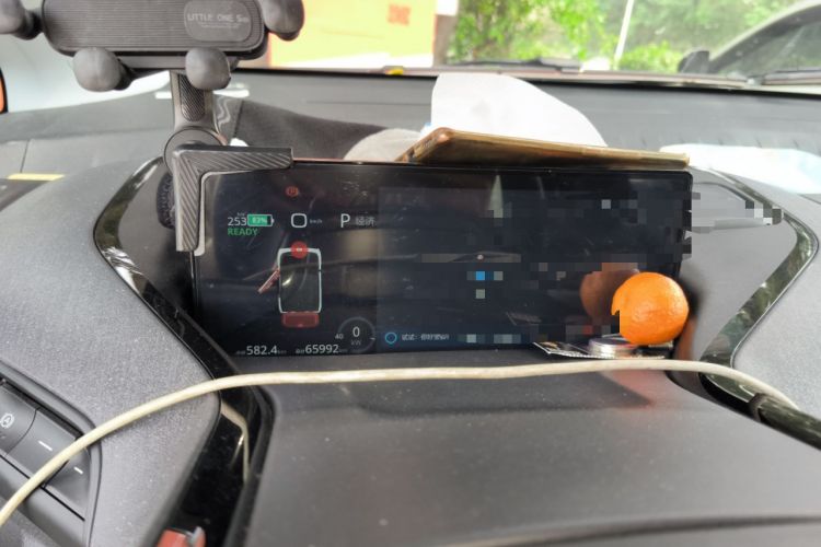 Used Baojun KiWi EV 2022 Artist Lite Edition Lithium Iron Phosphate
