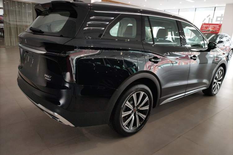 Used Hongqi HS7 PHEV 2025 Model 2.0T PHEV Four-Wheel Drive 2 Million Units Commemorative Edition 6-Seater