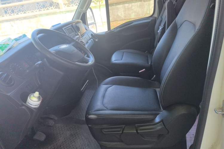 Used Iveco Eurocargo 2020 2.3T Manual Super-Rui Short Wheelbase High Roof High-Performance F1A

