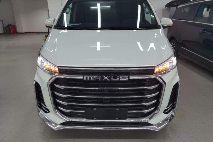 Used SAIC MAXUS G20 2021 Facelifted PLUS 2.0T Gasoline Automatic Luxury Edition
