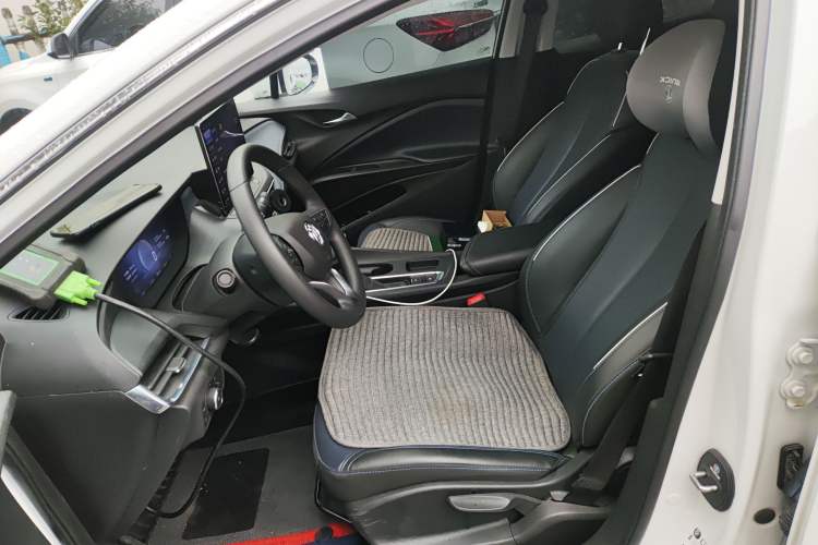 Used Buick Velite 6 2024 450km Range Commuter Version Left Front Seat