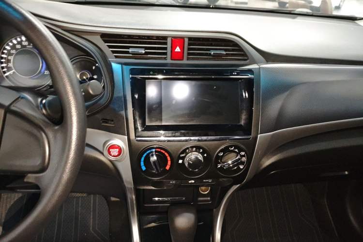 Used Honda Crider 2016 1.8L CVT Luxury Edition
