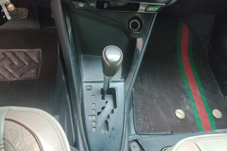 Used Toyota Vios 2014 1.5L Automatic ZhiShang Edition Gear Lever