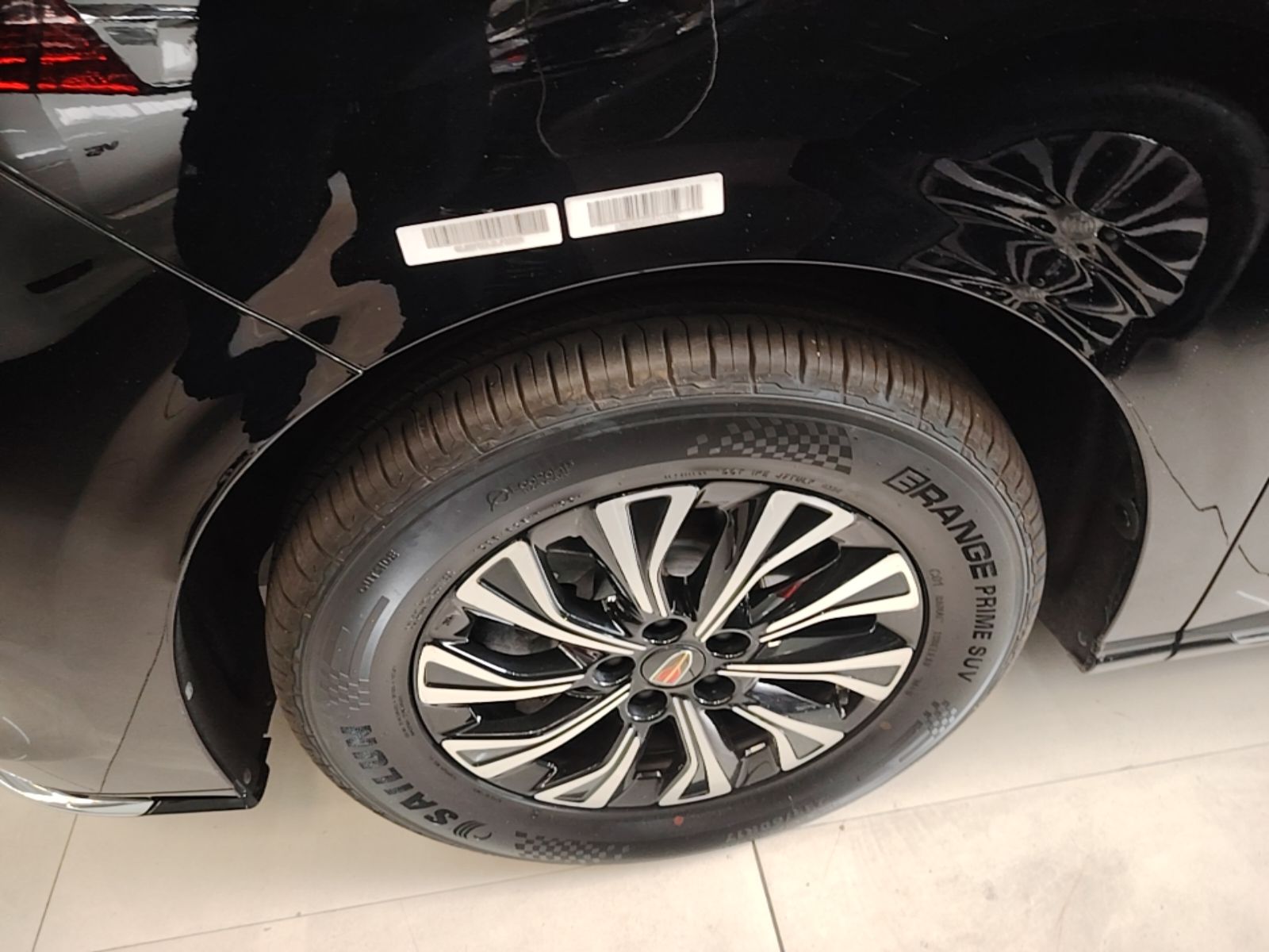 Hongqi HQ9 PHEV 2024 2.0T Four-Wheel Drive Business Edition — снимка 10