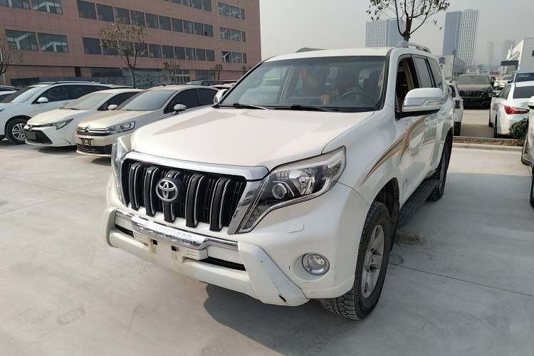 Used Toyota Prado 2013 2.7L Automatic Parallel Import