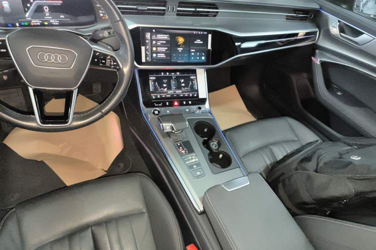 Used Audi A6 2024 allroad quattro 55 TFSI Prestige Off-Road Model