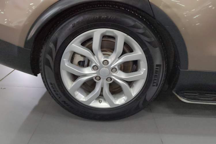 Used Land Rover Discovery 2017 3.0 SC V6 SE