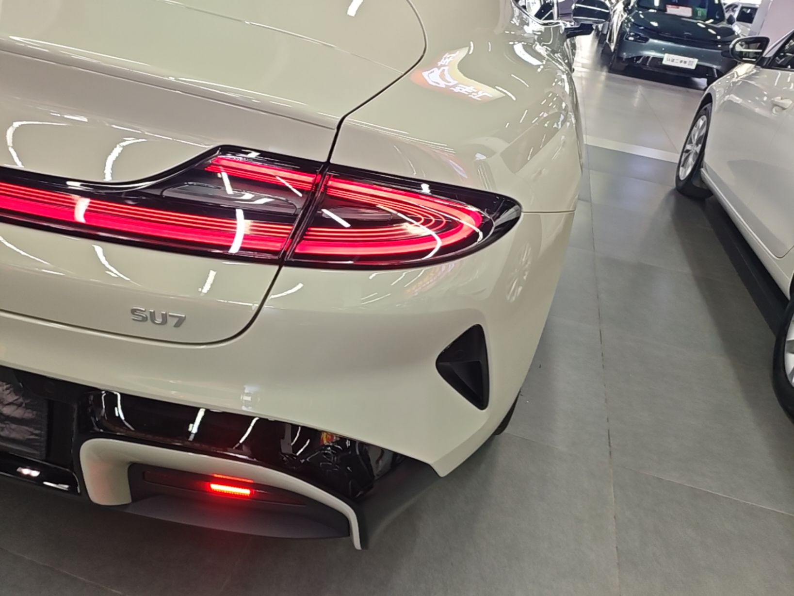 Xiaomi Auto SU7 2026 Model Standard Edition — снимка 9