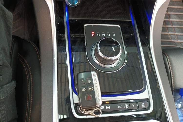 Used Jaguar XEL 2019 2.0T 200 PS Luxury Edition