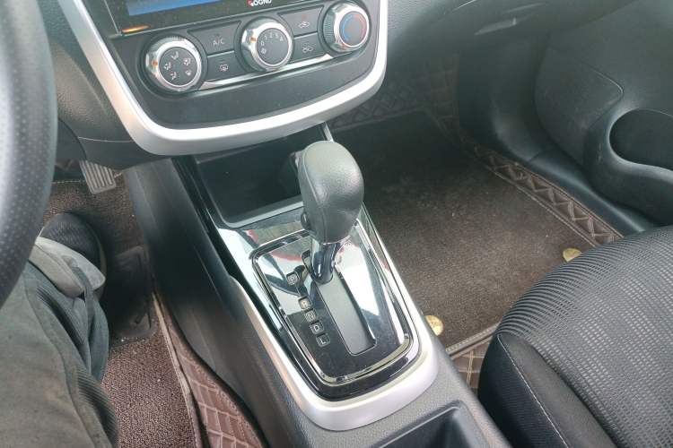 Used Nissan Tiida 2019 1.6L CVT Cool Edition China VI Standard
