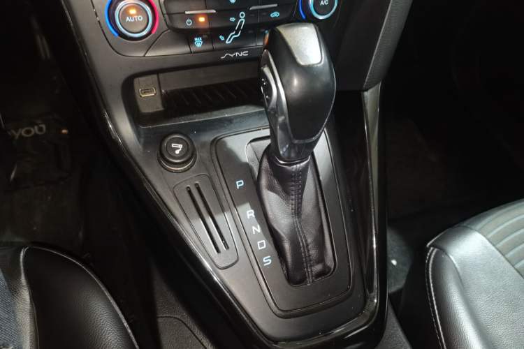 Used Ford Focus 2015 Sedan 1.6L Automatic Trend Model