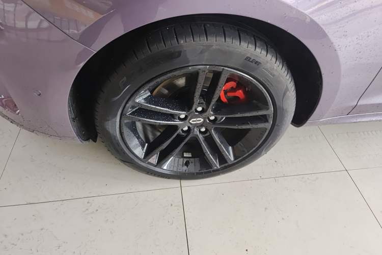 Used Hima AITO M5 2025 Extended-Range Ultra All-Wheel-Drive Version Exterior 4