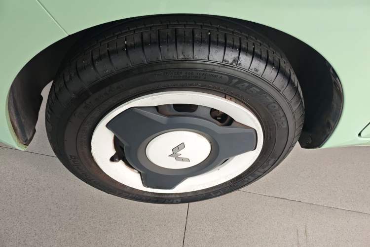 Used Wuling Hongguang MINIEV 2021 Macaron Sandwich Model 170 km Lithium Iron Phosphate