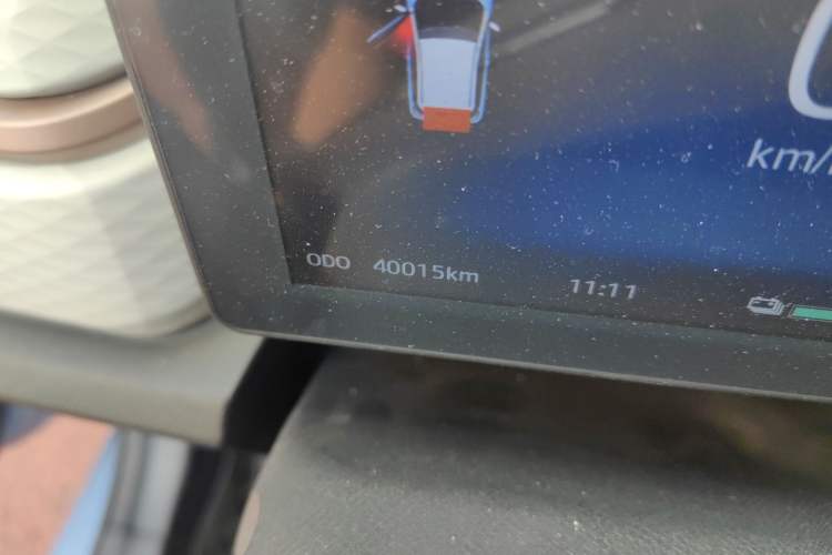 Used SOL E10X 2021 302 km Range Luxury Version 30.2 kWh