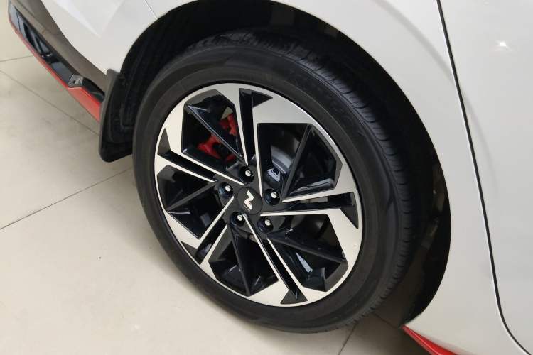 Used Hyundai Elantra 2023 240TGDi DCT N Line GLX Elite Edition Right Rear Wheel Hub