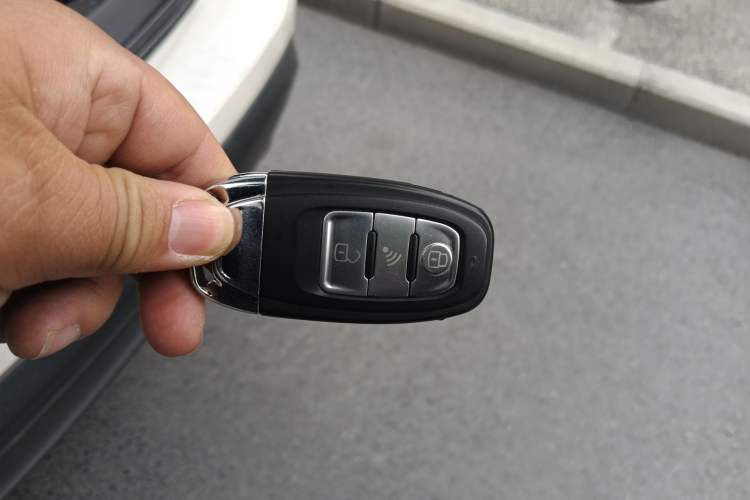 Used Ford Explorer 2013 3.5L Deluxe Model