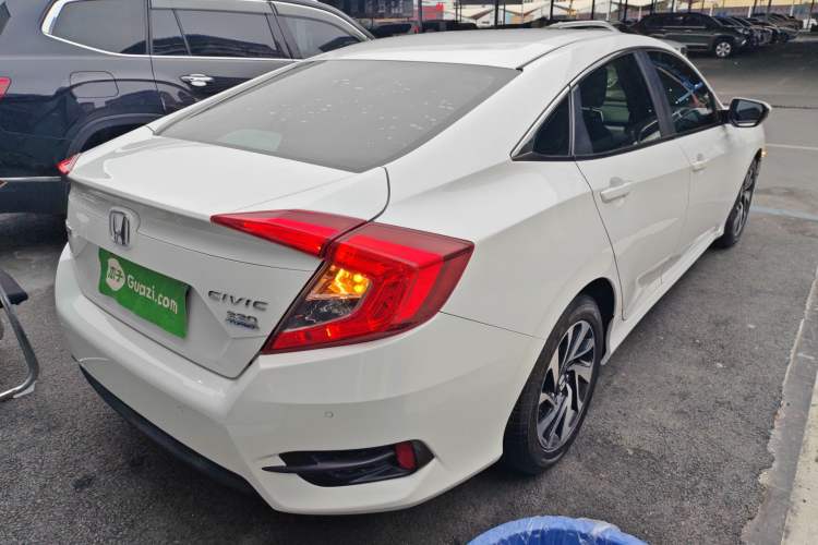 Used Honda Civic 2016 220TURBO CVT Luxury Edition
