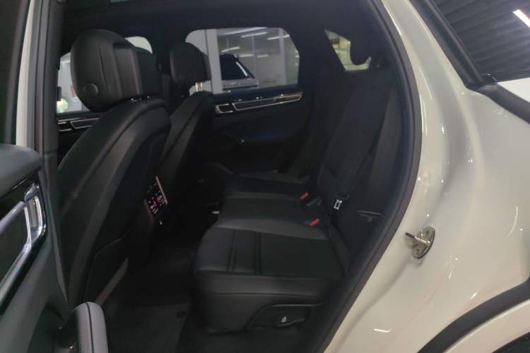 Used Porsche Cayenne 2022 Cayenne 3.0T Platinum Edition
