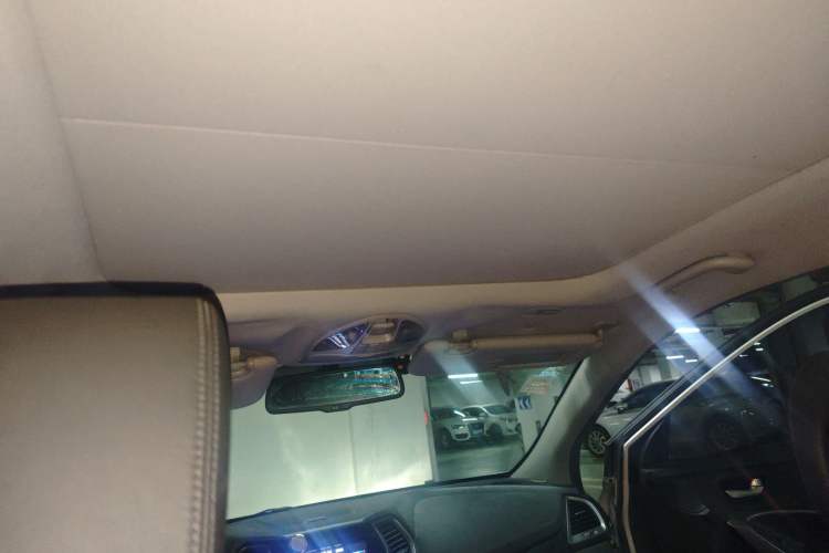 Used Hyundai Santa Fe 2013 2.4L Automatic Two-Wheel Drive Smart Version
